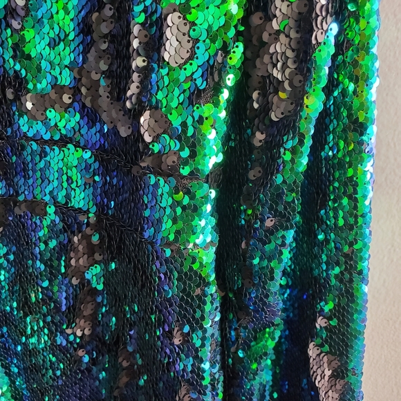 HaoDuoYi Women's Sparkly Sequin Deep V Neck Romper - Picture 14 of 14